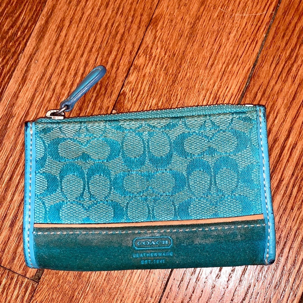 Sold! Coach Signature Canvas I. D. Card key-holder
